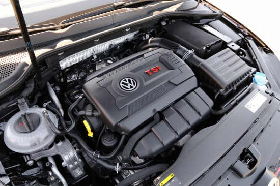 VW Golf GTI 7 двигатель TSI